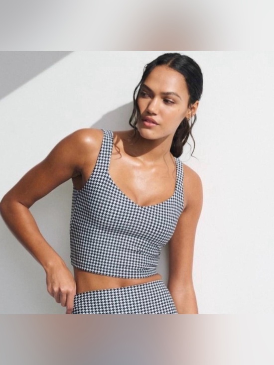 Abercrombie & Fitch Tops - NWT Abercrombie & Fitch Houndstooth Crop Tank Top